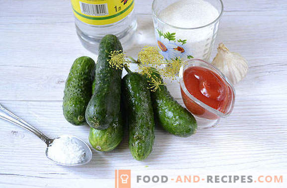 Cucumber pieces in spicy ketchup for the winter