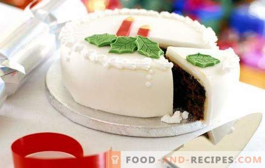 White frosting - an elegant decoration for baking. Cook at home and decorate with white icing any pastry