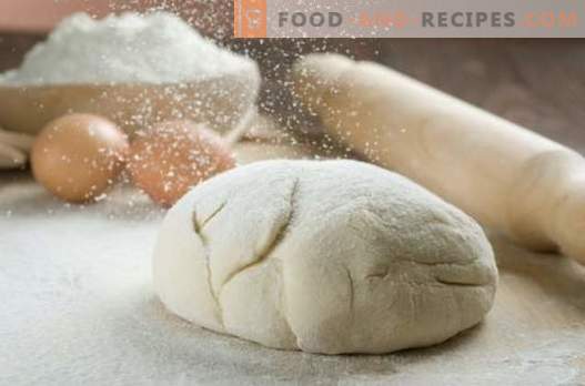 The fastest dough on kefir for pies - we will make in minutes! How to make a quick dough on kefir for pizza