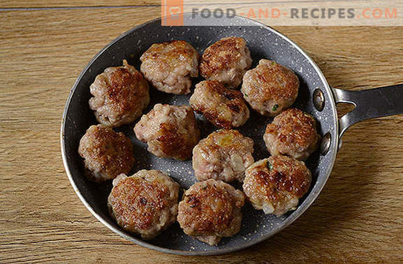 Meatballs in a pan: meat balls for pasta, porridge, vegetables and mashed potatoes. Step-by-step photo-recipe of cooking meatballs in a pan for half an hour