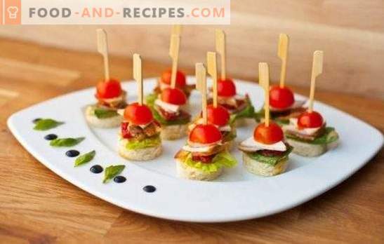 Snacks on skewers - always tasty and spectacular. Simple recipes of original canapés and fruit snacks on skewers