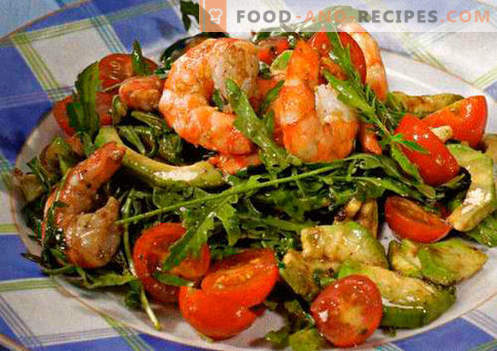 Salad with shrimps and salmon - the right recipes. Quick and tasty cooking salad with shrimp and salmon.