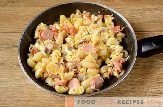 Pasta with egg, sausage and mushrooms: a quick solution to the problem of breakfast or dinner. Photo recipe: cooking pasta with mushrooms and sausages step by step