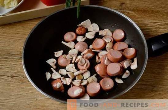 Pasta with egg, sausage and mushrooms: a quick solution to the problem of breakfast or dinner. Photo recipe: cooking pasta with mushrooms and sausages step by step