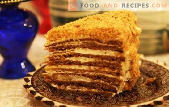 Honey cake with sour cream. A variety of options for dough and impregnation for honey cake with sour cream.