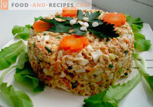 Cod liver salad - proven recipes. How to cook cod liver salad?