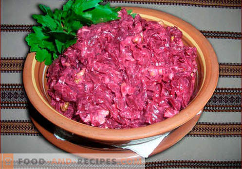 Beet salad with prunes - the best recipes. How to properly and tasty to cook beet salad with prunes.