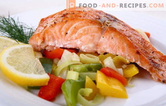 Pink salmon baked in the oven in foil - it's easy! Recipes of pink salmon, baked in the oven in foil with sour cream, mayonnaise