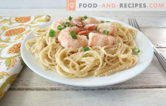 Spaghetti with shrimps - a dish that Italians would have liked! The best recipes for spaghetti with shrimp and sauces for them