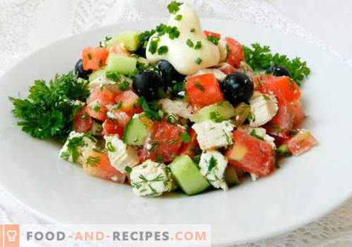 Salad with olives - a selection of the best recipes. How to properly and tasty to cook a salad with olives.