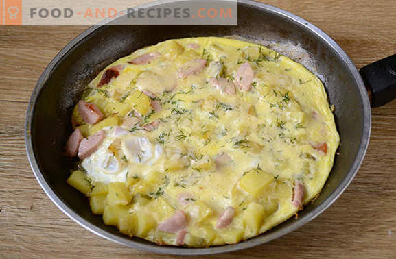 Boiled potatoes with an egg in a pan - a nourishing dish of 