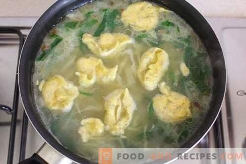 Vegetable soup with dumplings - satisfying and healthy!