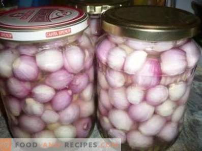 Pickled onions for the winter