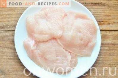 Chicken chops in semolina