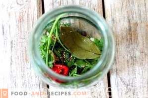Pickled tomatoes with apple cider vinegar