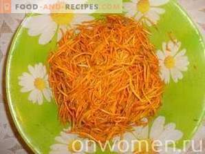 Korean style carrots with seasoning