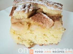 Pie with shortbread dough apples