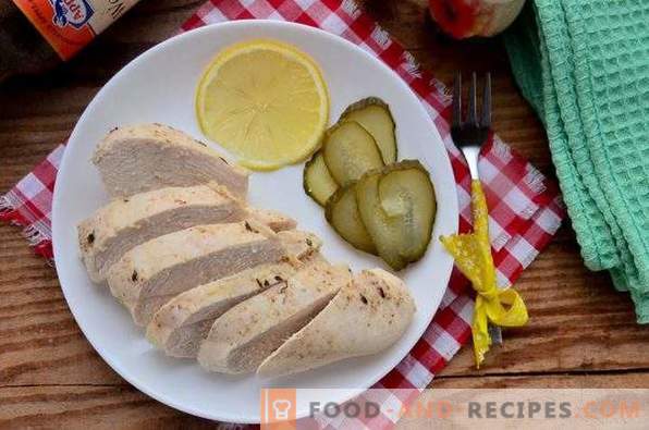 Chicken breast su-type in a slow cooker