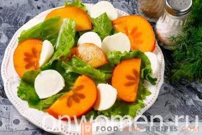 Salad with mozzarella and persimmon