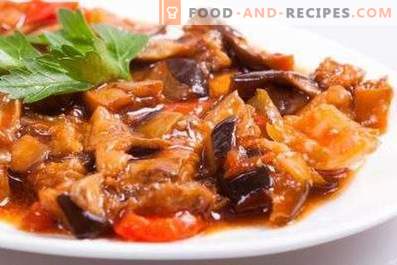 Eggplant stewed with tomatoes