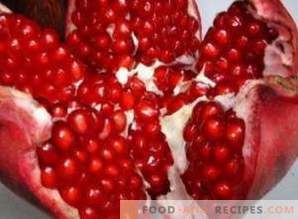 Is it possible to eat pomegranate with stones