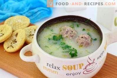 Cheese Soup with Meatballs