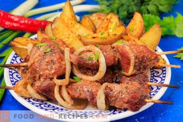 Pork kebab in the oven