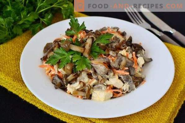 Salad with pickled mushrooms