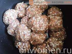 Meatballs from beef with rice