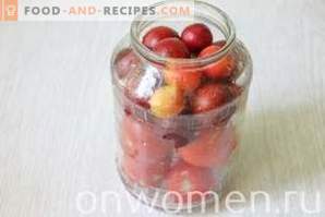 Marinated tomatoes with cherry plum for the winter