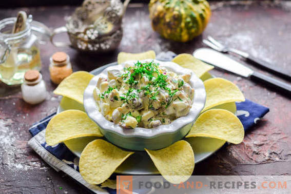 Awesome salad with pickled champignons in 15 minutes