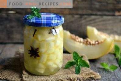 Melon in syrup for the winter