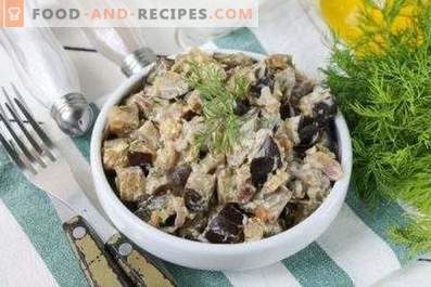 Eggplant stewed in sour cream