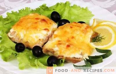 Pink salmon baked in the oven with cheese: affordable and tasty. A selection of simple recipes of pink salmon, baked in the oven with cheese