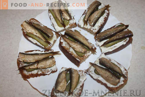 Festive sandwiches - recipe with photos and step-by-step description