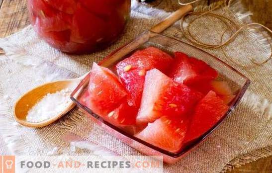Proven recipes for delicious marinated watermelons for the winter. How to pickle watermelons in banks for the winter