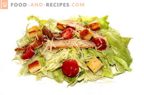 Caesar salad - the right recipes and ingredients. How to cook sauce (dressing) for the salad 