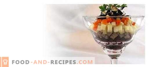 Christmas salads with prunes: 10 interesting ideas