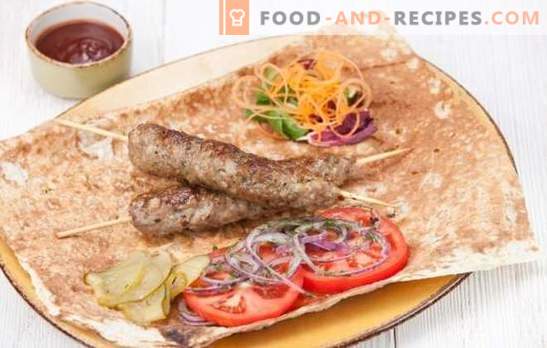 Pork lula kebab is the best alternative to kebab. Recipes pork lula kebab on the grill, in the oven and pan