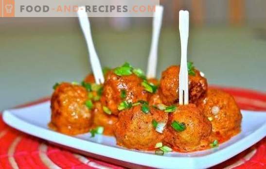 Meatballs with tomato, cheese, mushroom gravy in a slow cooker. How to cook meatballs in beef, pork, chicken sauce
