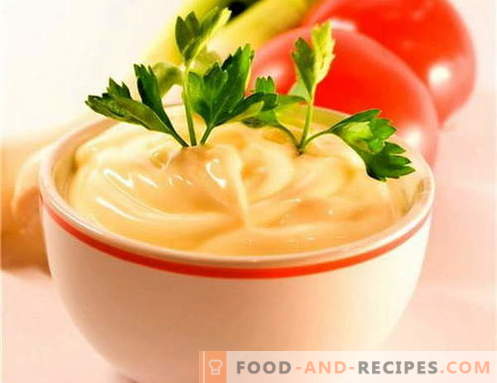 Cheese sauce - the best recipes. How to properly and cook cheese sauce.