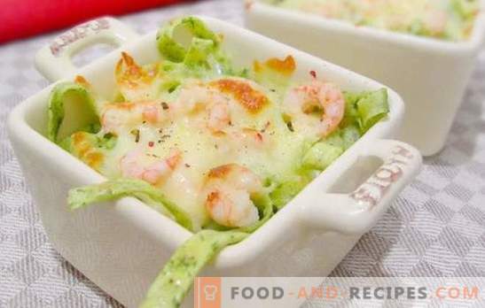Fettuccine with shrimps - Italian pasta with taste! Recipes amazing fettuccine with shrimp and cream, tomatoes, zucchini