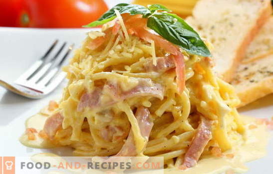 Carbonara with bacon and cream is a great idea for a hearty dinner. Recipes carbonara with bacon and cream from Italian gourmet