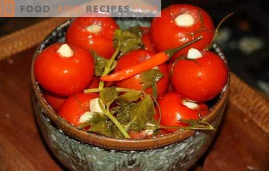 Marinated tomatoes with garlic - the favorite snack! Recipes pickled tomatoes with garlic: memorable taste