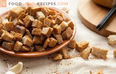 Croutons at home: salted, with garlic, for beer, with cheese. Recipes of homemade croutons from white and black bread without chemistry