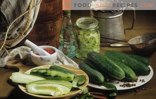 Cucumbers with mustard for the winter: save more, are eaten - instantly! Proven recipes for cucumbers with winter mustard