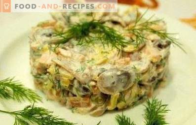 Salad with mushrooms and chicken
