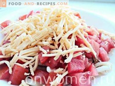 Squid Salad with Tomatoes and Cheese