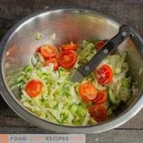 Cabbage and pork salad - quick and very tasty