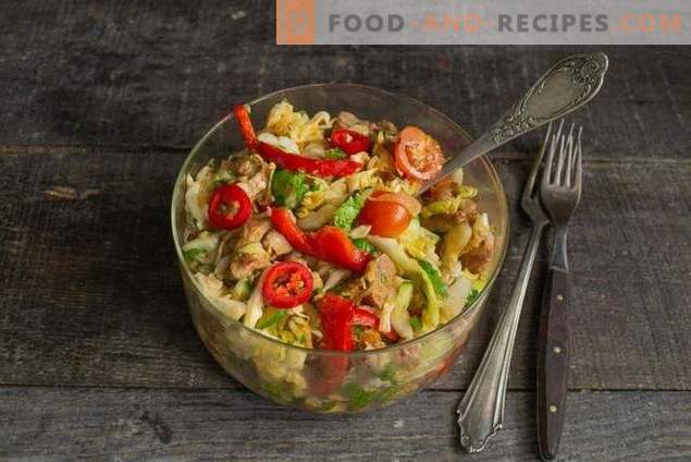 Cabbage and pork salad - quick and very tasty